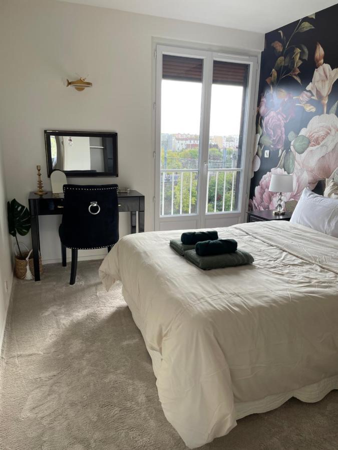 Rose Blossom Apartment In Paris Vanves Extérieur photo