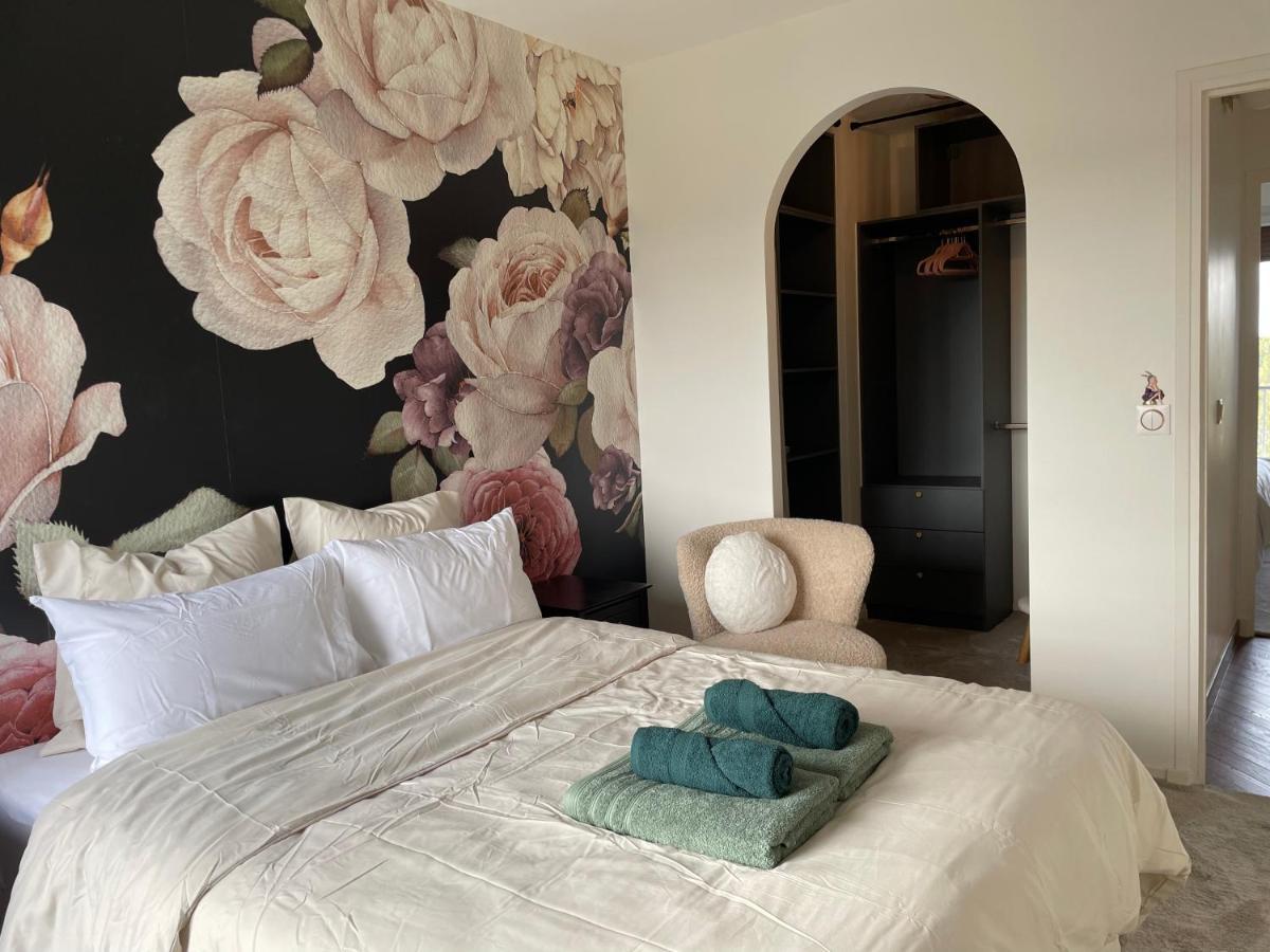 Rose Blossom Apartment In Paris Vanves Extérieur photo